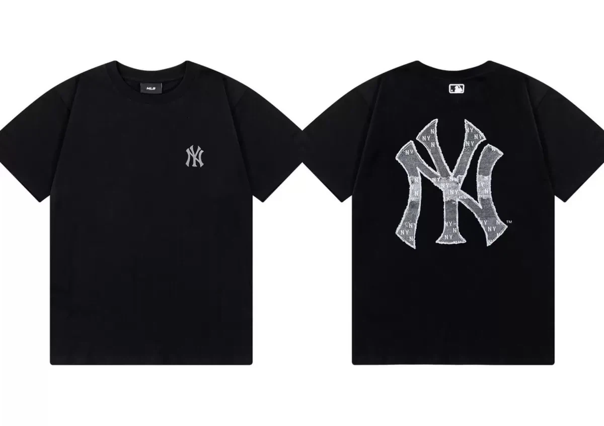 New York Yankees Monogram Print T-Shirt, Unisex Casual Short Sleeve Tee Black